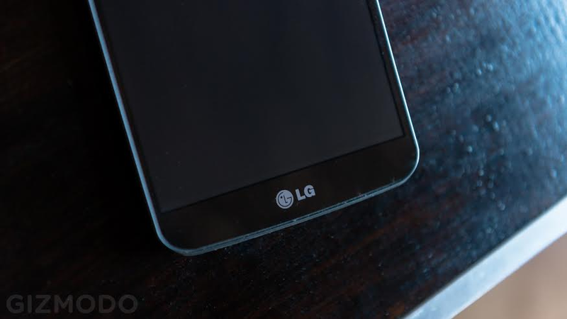 Illustration for article titled LG G Flex, análisis: más allá de la curva